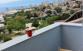 Blue Moon Apartments